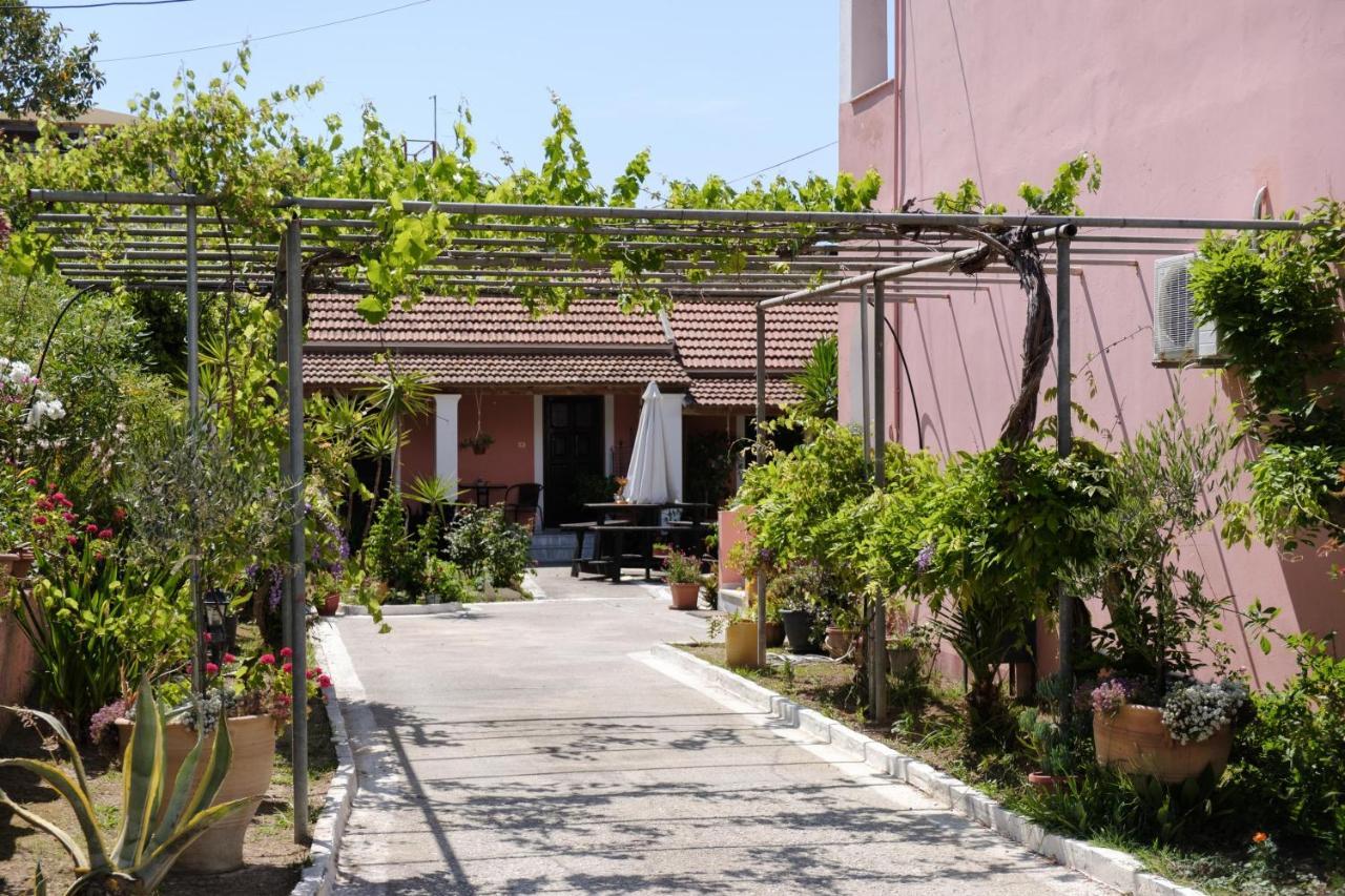 Mouzakitis Apartments 4 Arillas  Eksteriør bilde